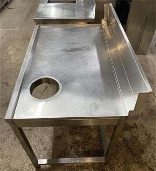 Μεταχειρισμένο Τραπέζι Ανοξείδωτο 120x79x86Cm Με Τρύπα Ακαθάρτων Φ20Cm